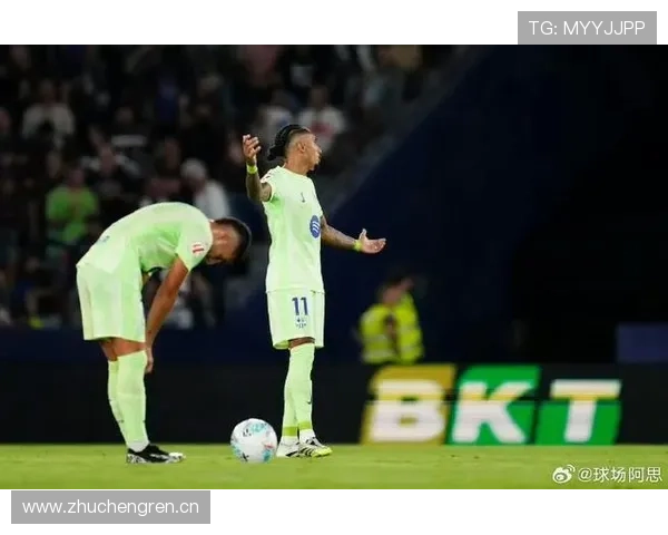 拉菲尼亚 vs 罗德里戈:巴西队右路主力之争