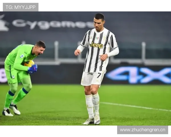 里皮战术体系解析：攻守平衡与临场调整的持续影响