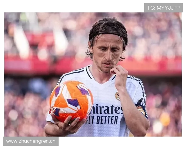 从英超中场核心到皇马传奇：莫德里奇的生涯跃迁